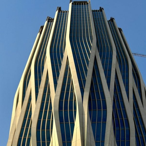 hero central bank of iraq zha dezeen 2364 col 0