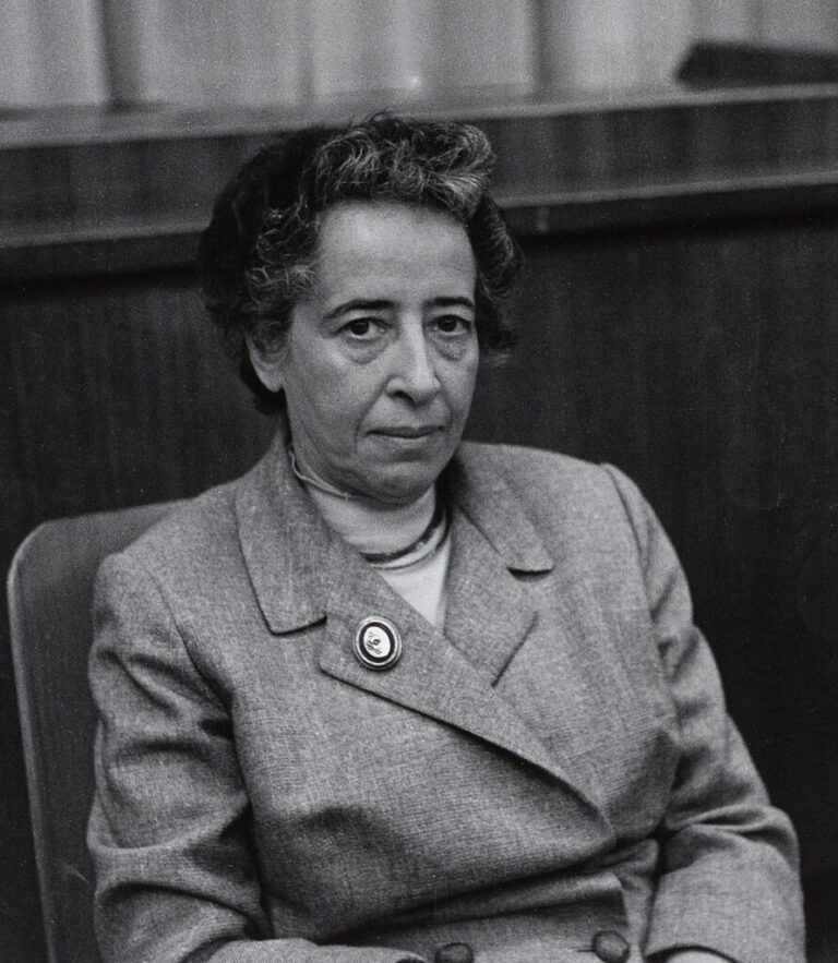 hannah arendt 1958 891x1024