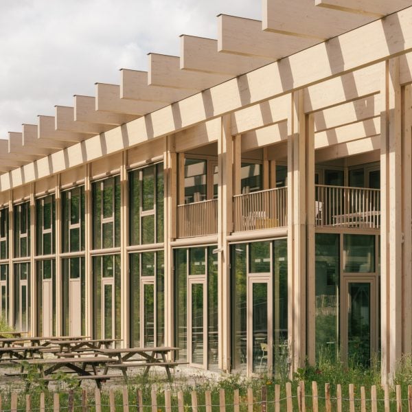 hero atelier du pont pavilion jardins paris charly broyez dezeen 2364 col 0