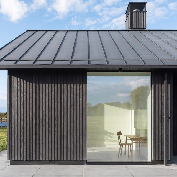 mailen design peter bradford architects weald house hero dezeen 2364 col 0