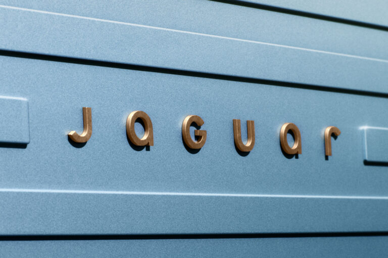 new jaguar logo