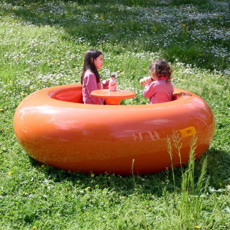 sq playful sculptures naoto fukasawa jakuets milan design week dezeen 2364 col 1 852x852