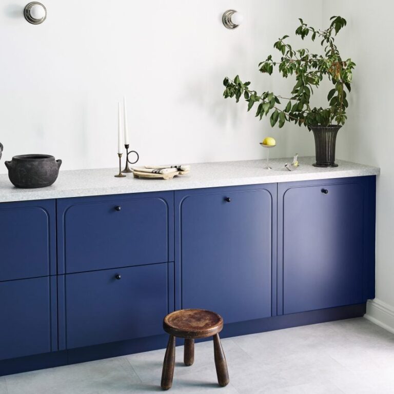 curved cabinetry collection fonteriors dezeen showroom dezeen 2364 col 2 852x852