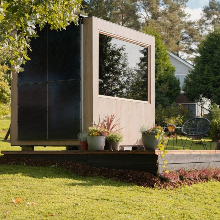 thermasol solar powered sauna dezeen 2364 sq2 852x852